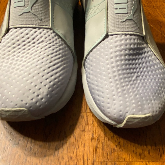 Puma Women Fierce Quilted cross trainer shoe.‎ Gray.  Size 6.  Rihanna inspired. - Picture 3 of 12